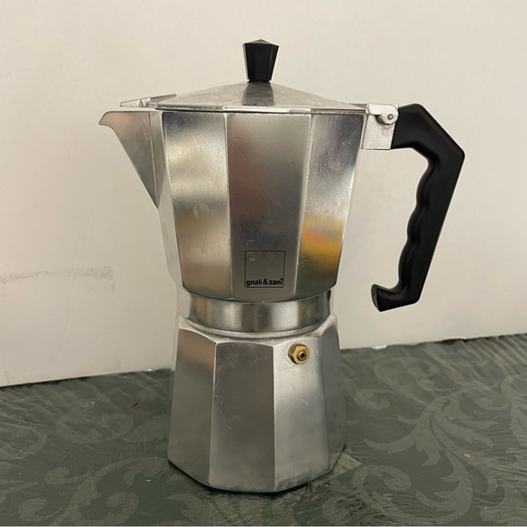 Espresso Maker -Gnali & Zani brand , 6 cup, aluminum, designed in Italy - Picture 2 of 16